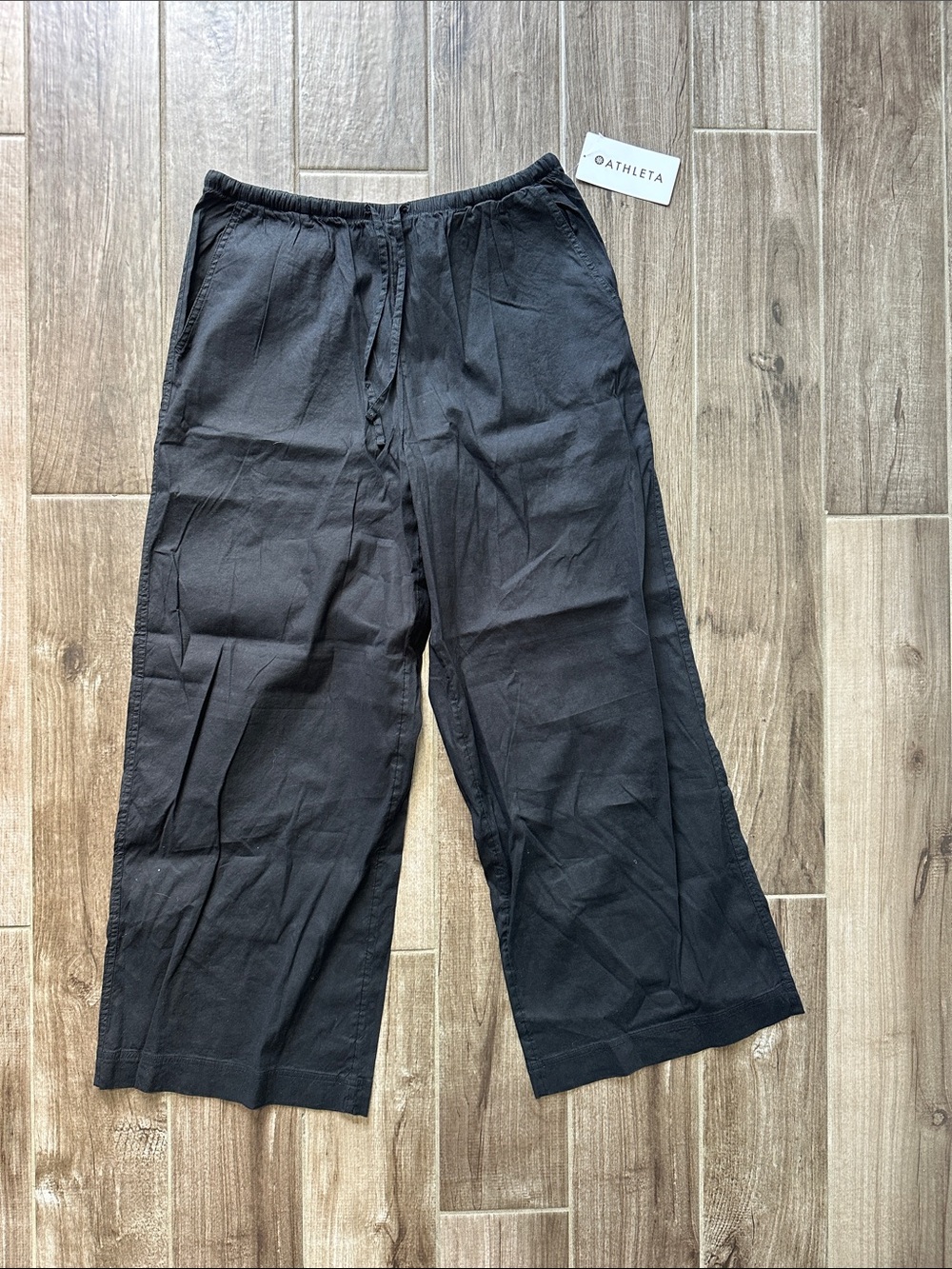 Athleta Women’s Black Paradise Wide Leg Pant - size L - NWT